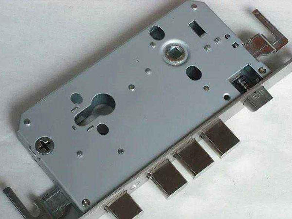 南江24小时上门开锁公司